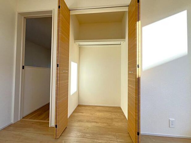 収納豊富な間取りで、室内もスッキリ快適です。