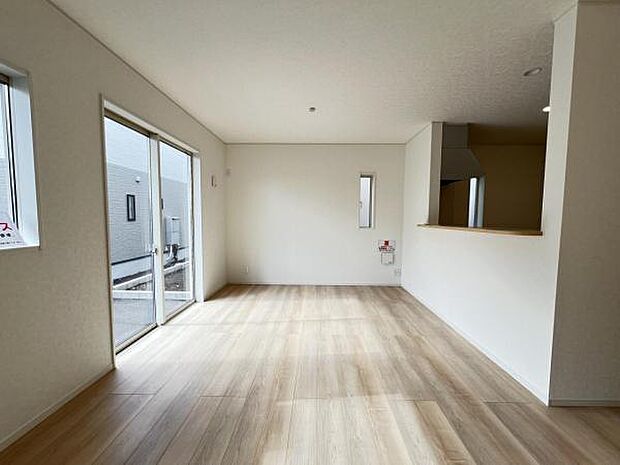 ご家族の温かい時間を演出するダイニングスペースです。