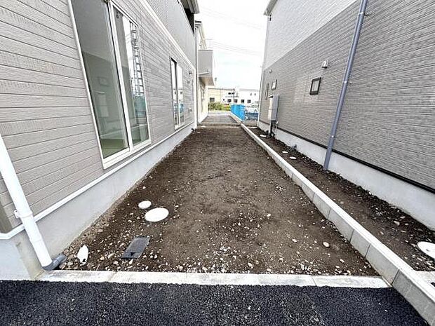 お庭スペースは、ガーデニングやお子様との外遊びなど多彩な用途でお楽しみいただけます。