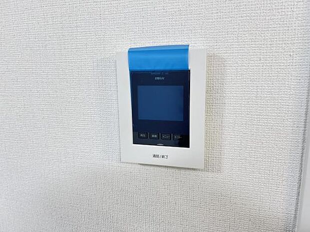 訪問者を確認できるTVモニター付きインターフォンです。
