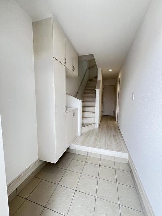 いつも気持ちよくご家族を迎えられる玄関です。