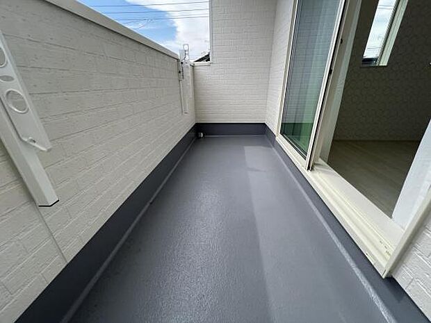 お洗濯ものを気持ち良く太陽の光で干せるのが嬉しいですね。