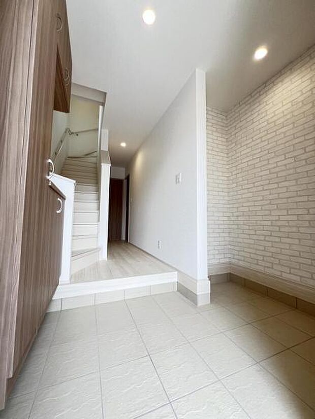 いつも気持ちよくご家族を迎えられる玄関です。