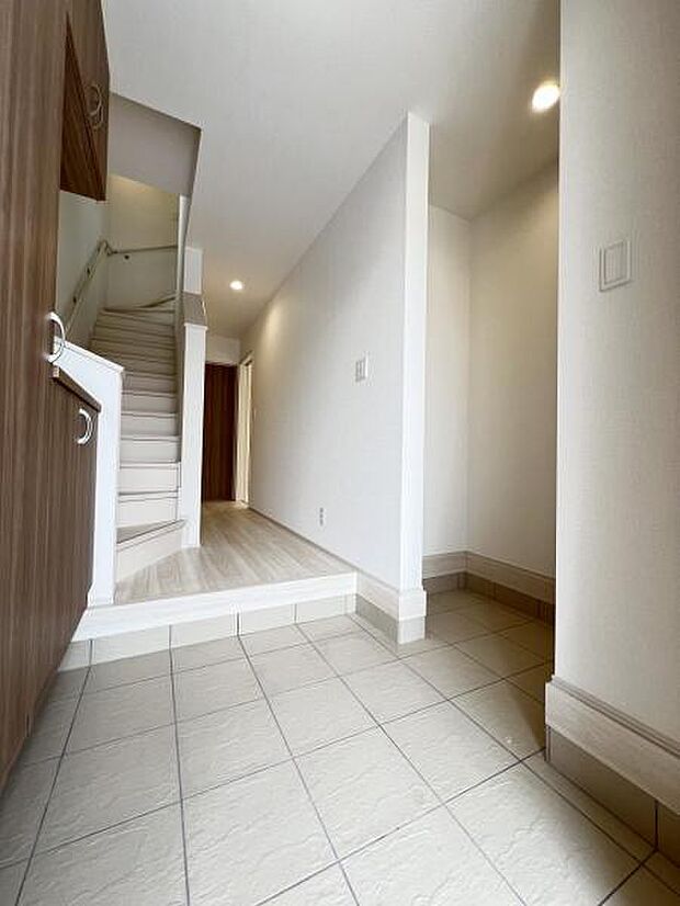 いつも気持ちよくご家族を迎えられる玄関です。