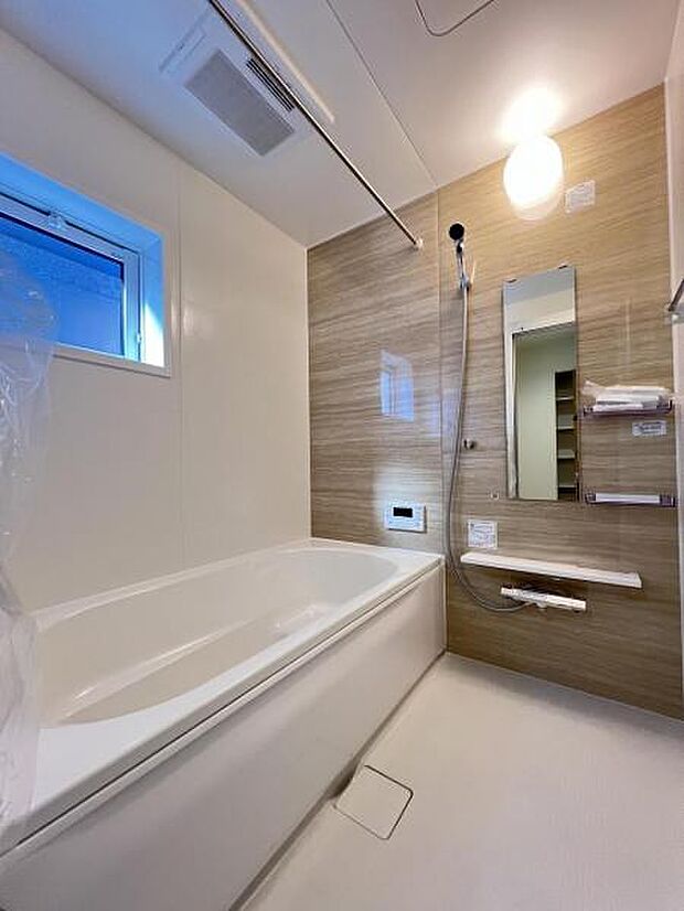 お風呂でほっとひといき。1日の疲れを癒しましょう。