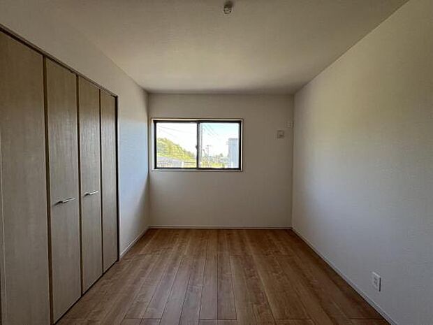 子供部屋や趣味の部屋など用途に合わせてお使いいただけます。