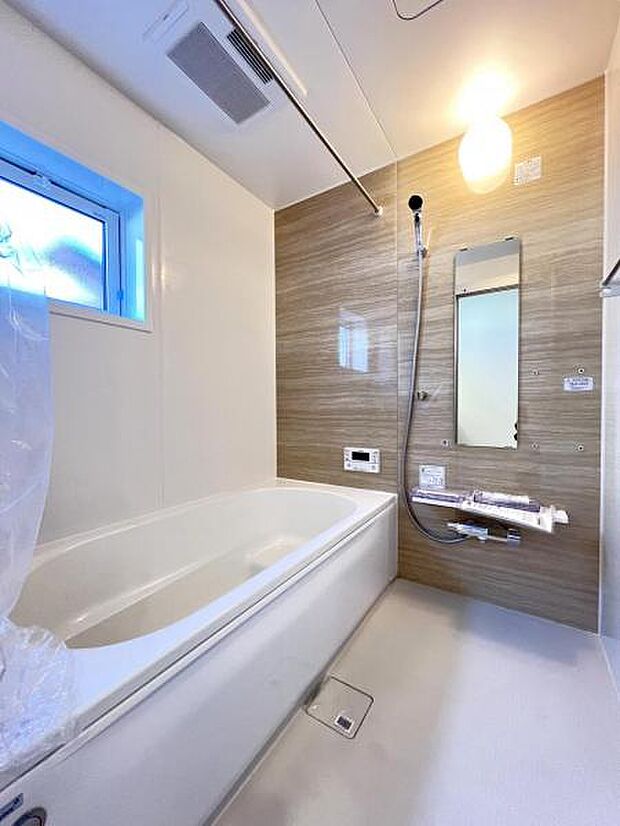 お風呂でほっとひといき。1日の疲れを癒しましょう。