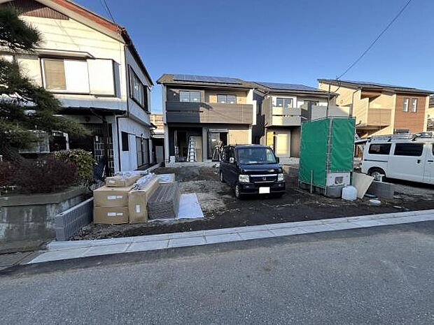 リースで太陽光が付いてきます。10年契約の後は、太陽光が無償譲渡され、ご自身の所有となります。