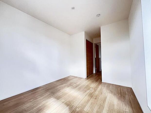 子供部屋や趣味の部屋など用途に合わせてお使いいただけます。