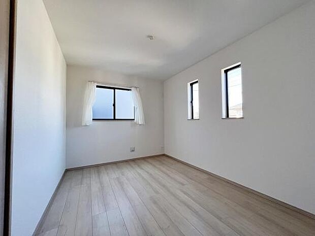 子供部屋にもちょうど良い大きさのお部屋です。