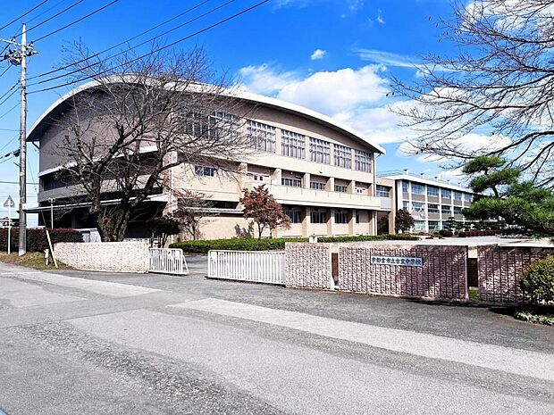 宇都宮市立古里中学校まで約1690m(徒歩22分)