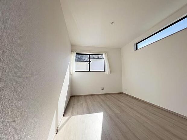 子供部屋にもちょうど良い大きさのお部屋です。