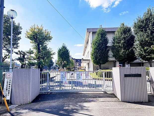 宇都宮市立錦小学校まで約650m（徒歩9分）