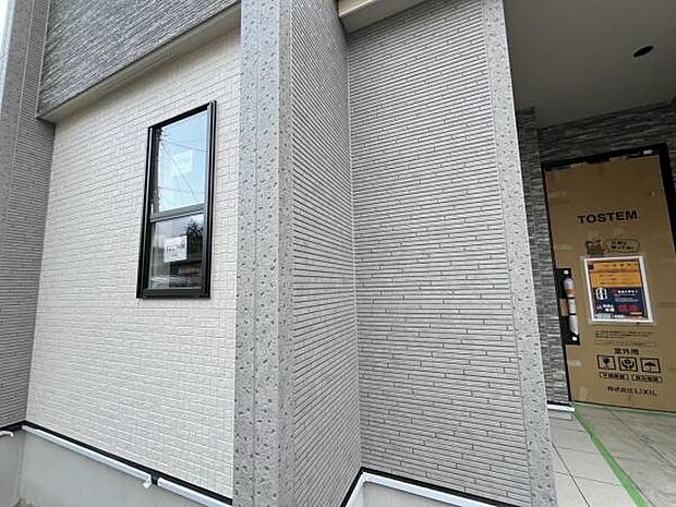 外壁はサイディングを使用しております。