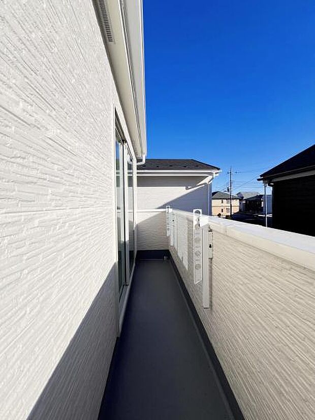 お洗濯ものを気持ち良く太陽の光で干せるのが嬉しいですね。