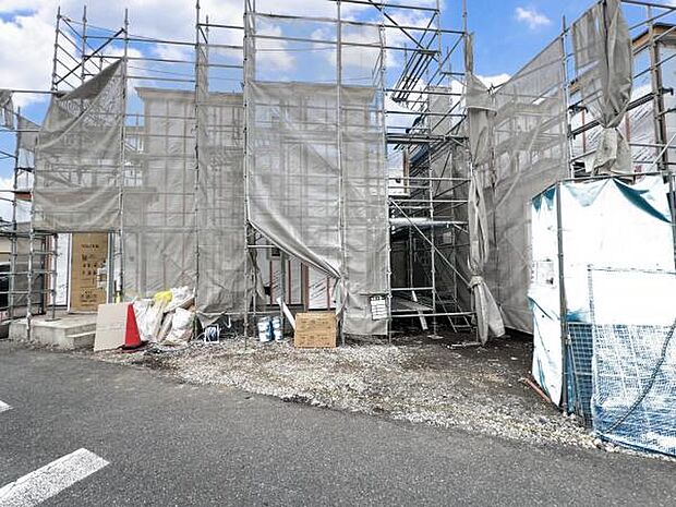 木造2階建て、耐震等級・等級3級です。