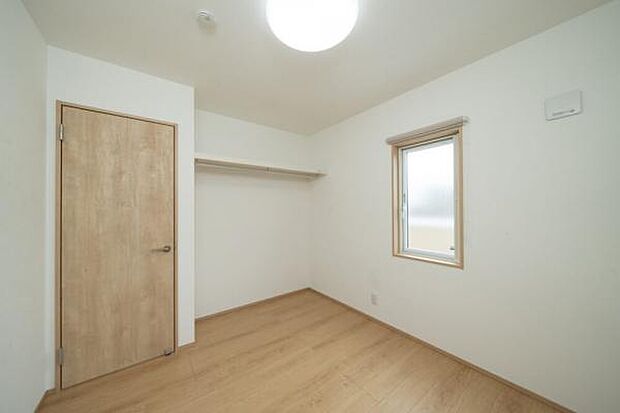 子供部屋にもちょうど良い大きさのお部屋です。