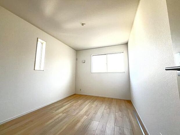 子供部屋や趣味の部屋など用途に合わせてお使いいただけます。