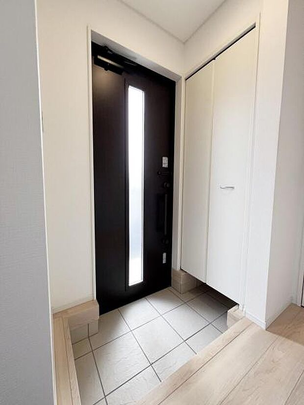 いつも気持ちよくご家族を迎えられる玄関です。