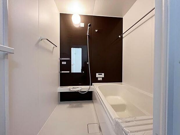 お風呂でほっとひといき。1日の疲れを癒しましょう。