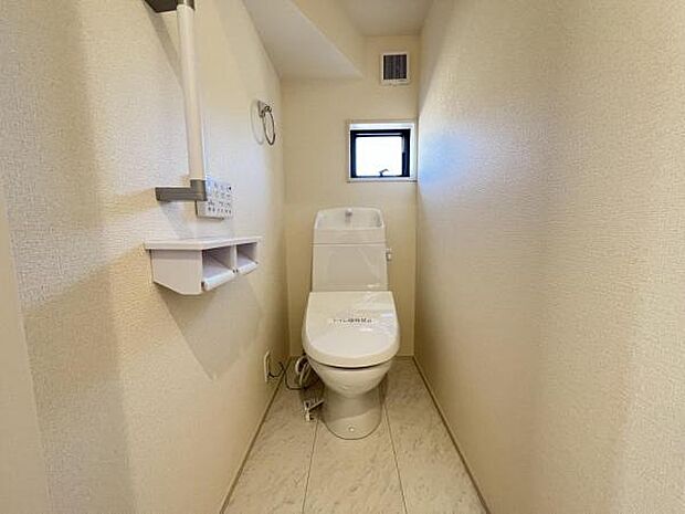 ほっと安らげるトイレ空間です。