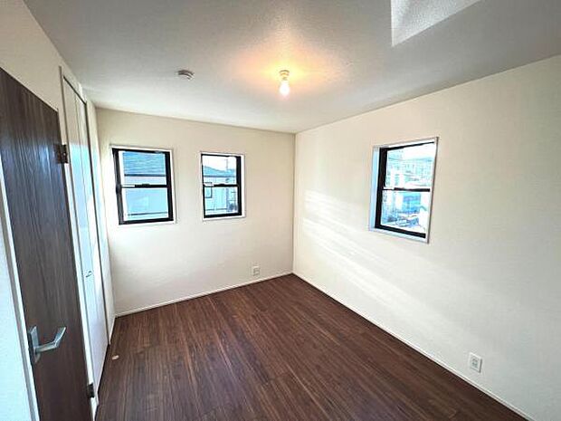 子供部屋にもちょうど良い大きさのお部屋です。