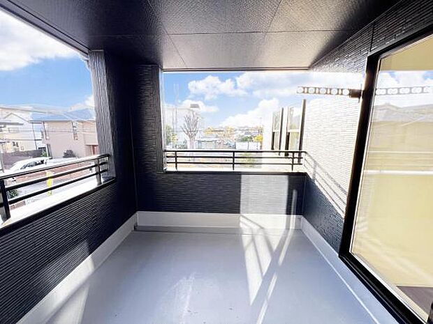 お洗濯ものを気持ち良く太陽の光で干せるのが嬉しいですね。