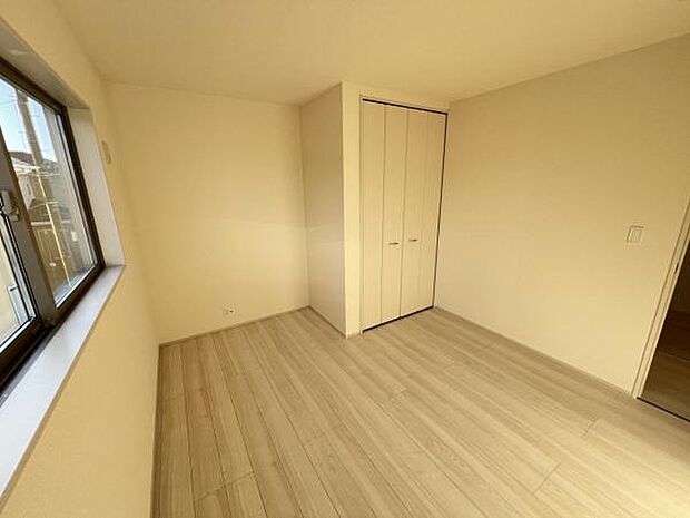 子供部屋にもちょうど良い大きさのお部屋です。