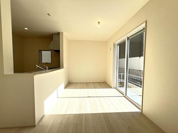 ご家族の温かい時間を演出するダイニングスペースです。