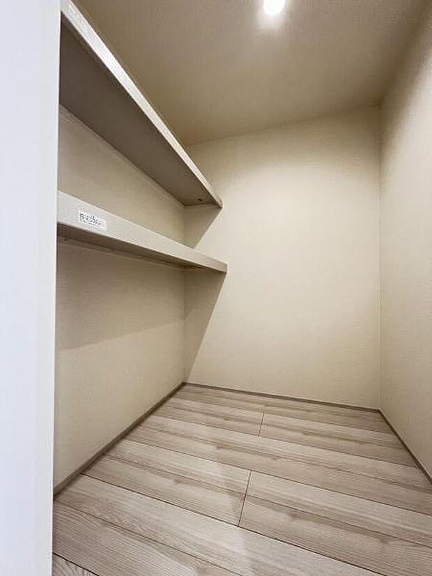 2階に納戸があります。