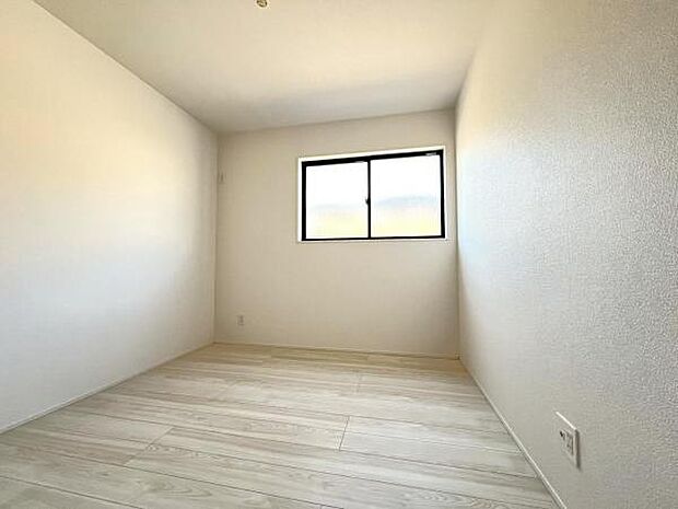 子供部屋にもちょうど良い大きさのお部屋です。