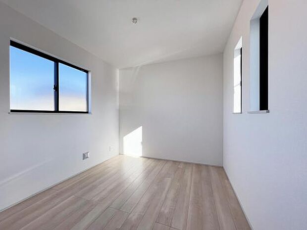 子供部屋にもちょうど良い大きさのお部屋です。