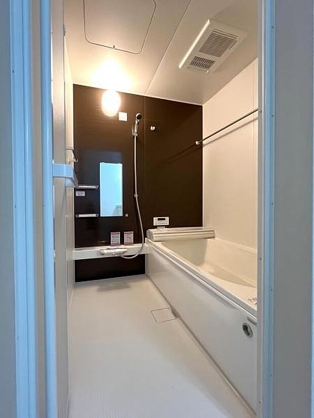 お風呂でほっとひといき。1日の疲れを癒しましょう。