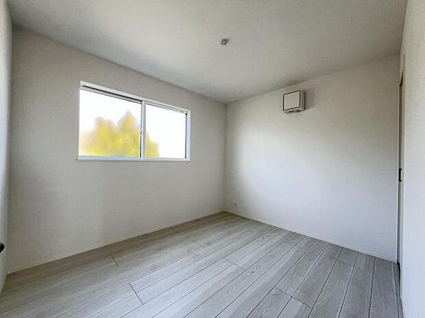 子供部屋にもちょうど良い大きさのお部屋です。