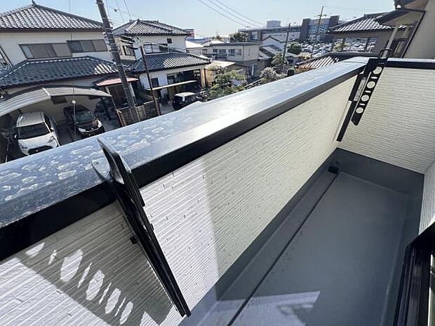 お洗濯ものを気持ち良く太陽の光で干せるのが嬉しいですね。