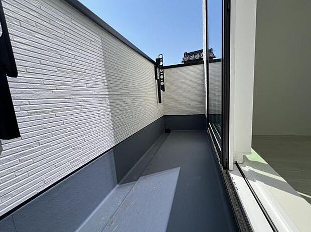 お洗濯ものを気持ち良く太陽の光で干せるのが嬉しいですね。