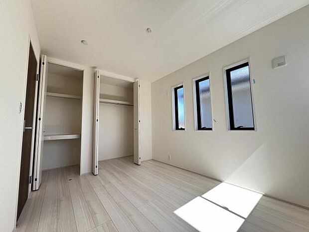 子供部屋にもちょうど良い大きさのお部屋です。