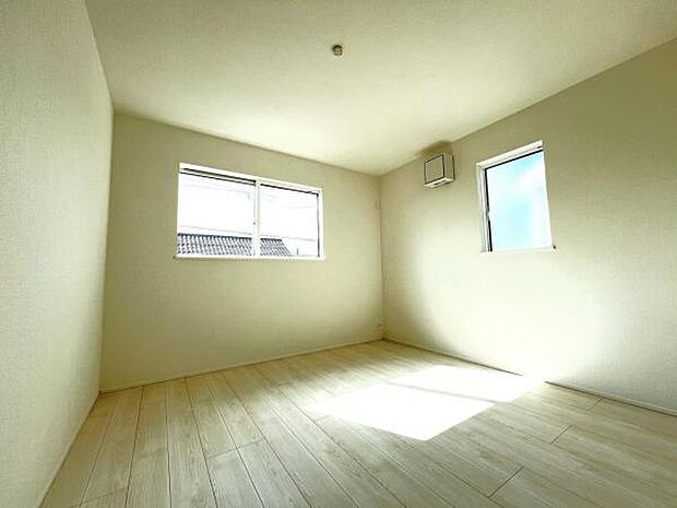 子供部屋にもちょうど良い大きさのお部屋です。