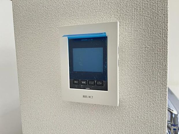 訪問者を確認できるTVモニター付きインターフォンです。