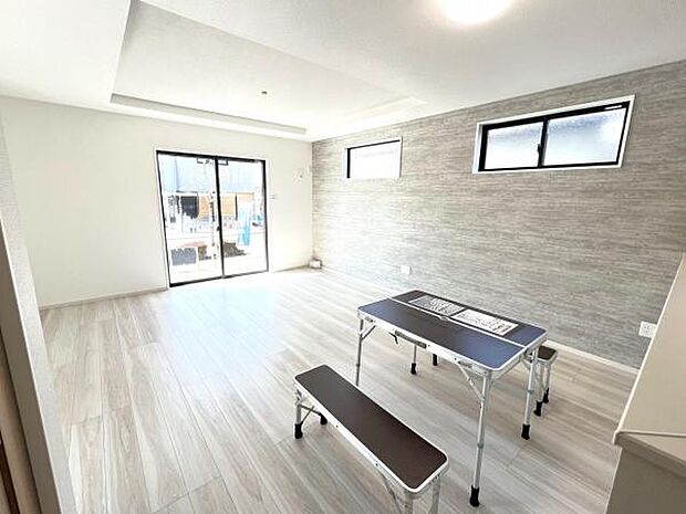 ご家族の温かい時間を演出するダイニングスペースです。