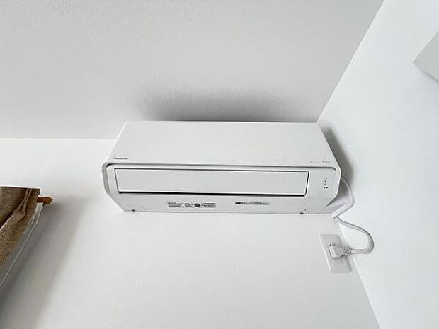 リビングにエアコンがあります。