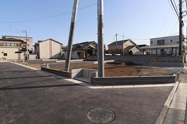 太陽光発電システム付の住宅です。