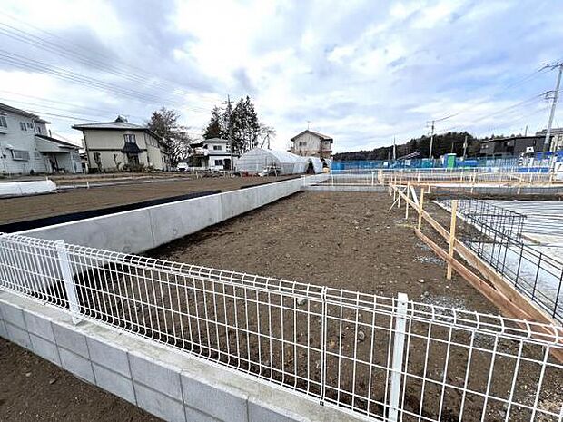 お庭スペースは、ガーデニングやお子様との外遊びなど多彩な用途でお楽しみいただけます。