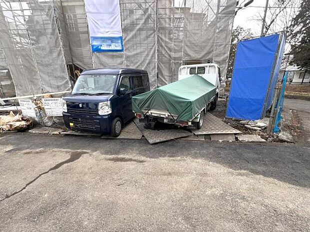 セカンドカーにも便利な駐車2台可能です。