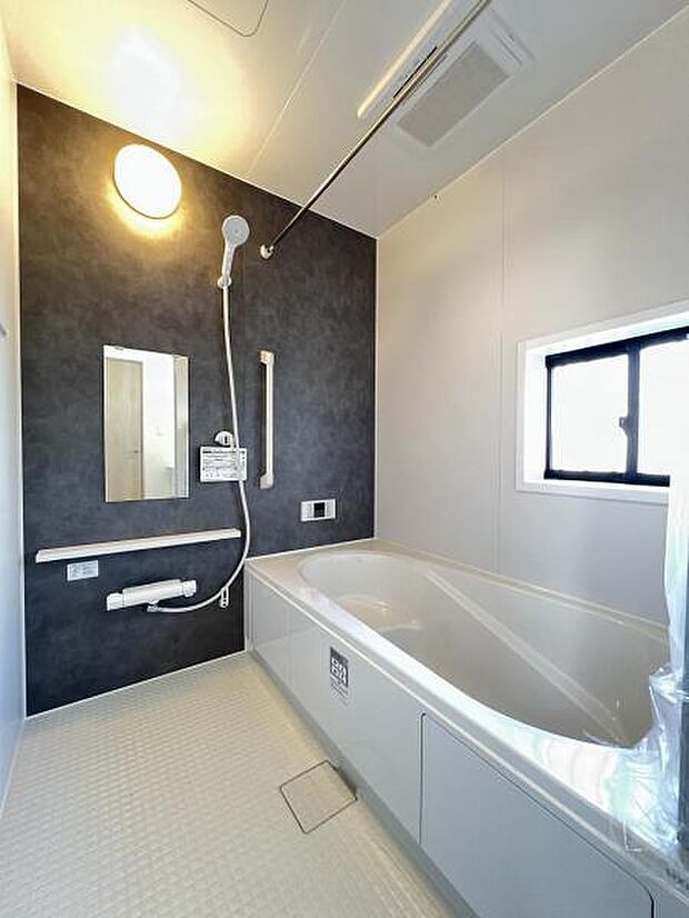 お風呂でほっとひといき。1日の疲れを癒しましょう。