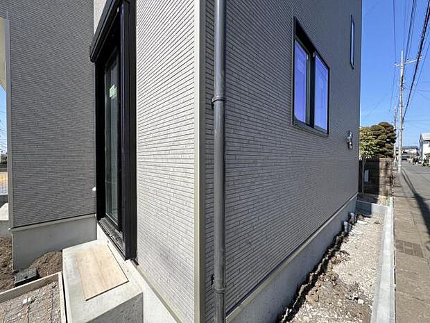 外壁はサイディング張りです。