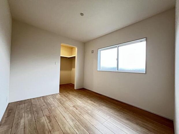 子供部屋にもちょうど良い大きさのお部屋です。