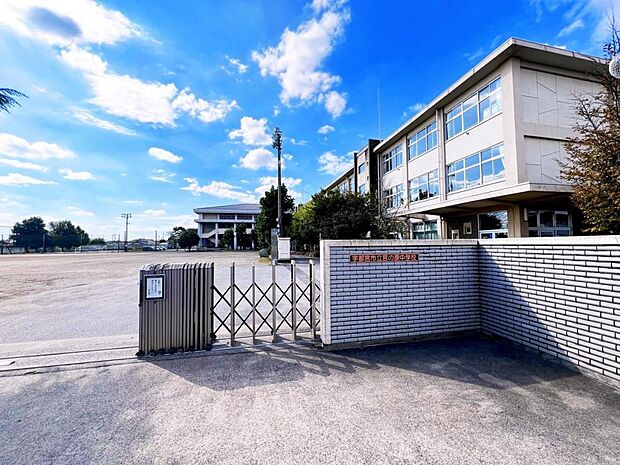 宇都宮市立宮の原中学校まで約713m(徒歩9分)