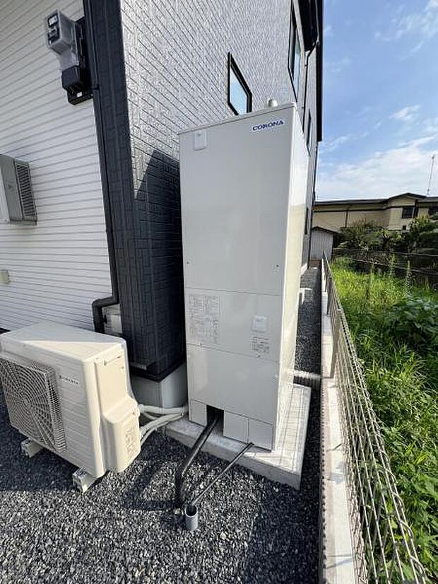 エコキュートが設置されておりますので、電気代の節約につながります。