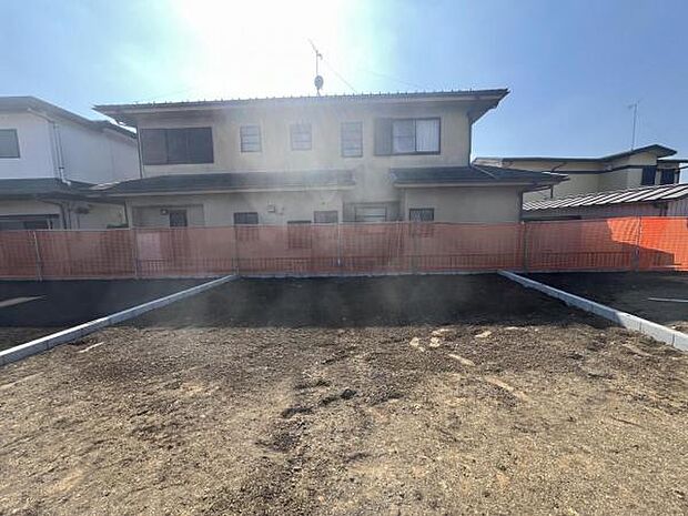 お庭スペースは、ガーデニングやお子様との外遊びなど多彩な用途でお楽しみいただけます。